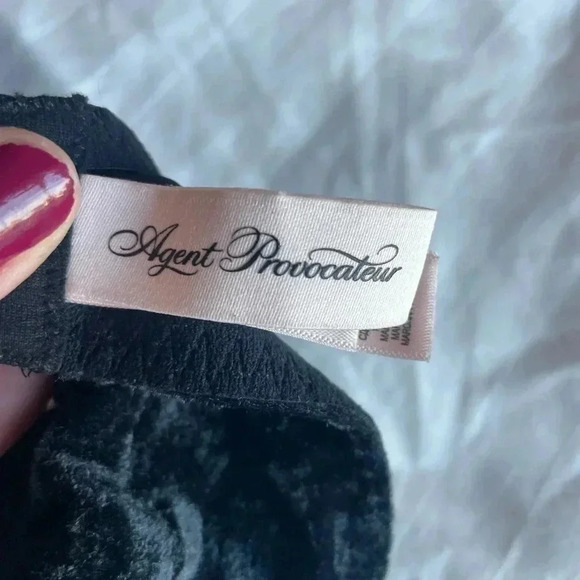 NWT Agent Provocateur “Kati” underwire velvet bra size 34E 🖤 - Picture 6 of 8